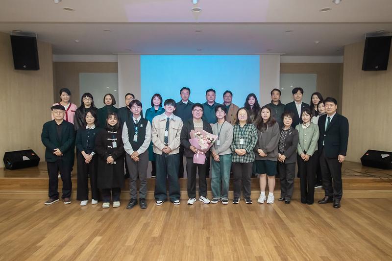 Young-4059.jpg 이미지