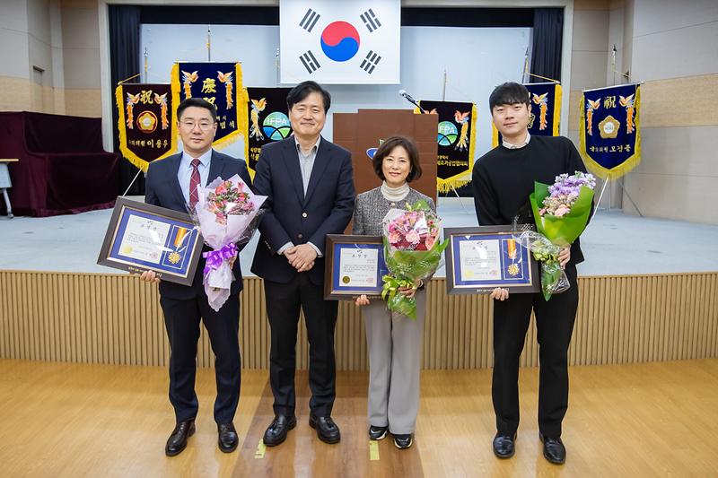 Young-4073.jpg 이미지