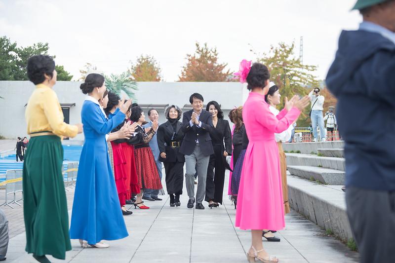 Young-4075.jpg 이미지