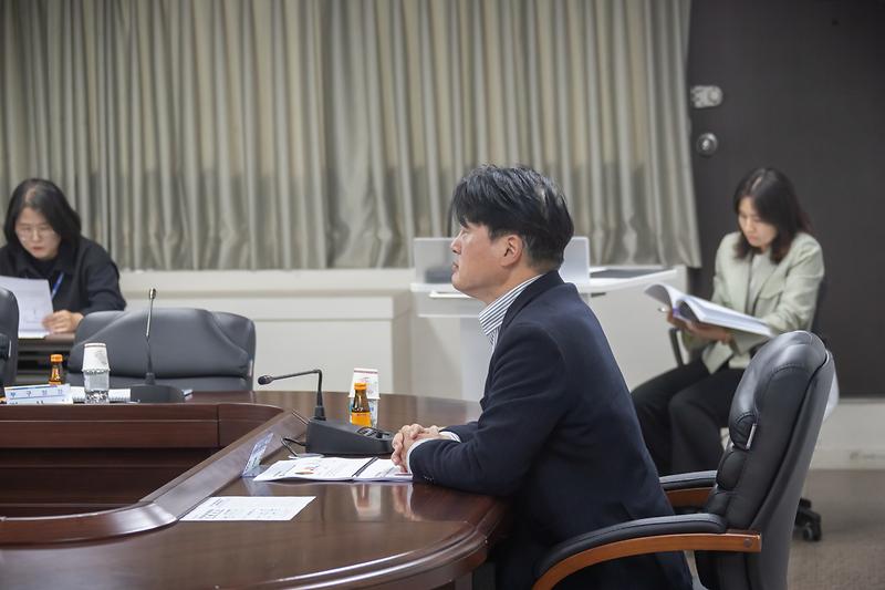 Young-4433.jpg 이미지