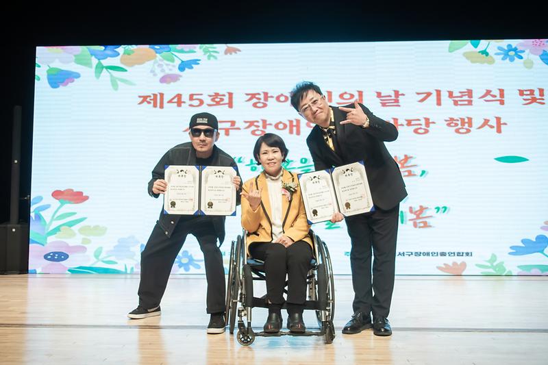 Young-4848.jpg 이미지