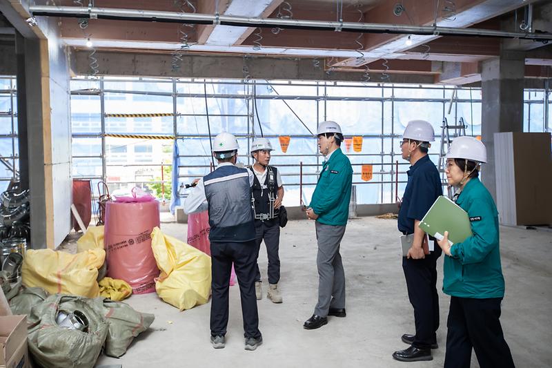 Young-4942.jpg 이미지