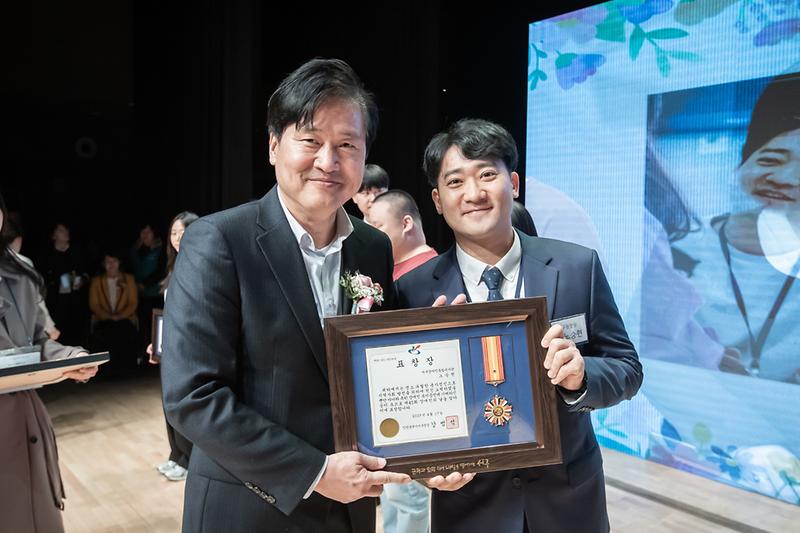 Young-4954.jpg 이미지