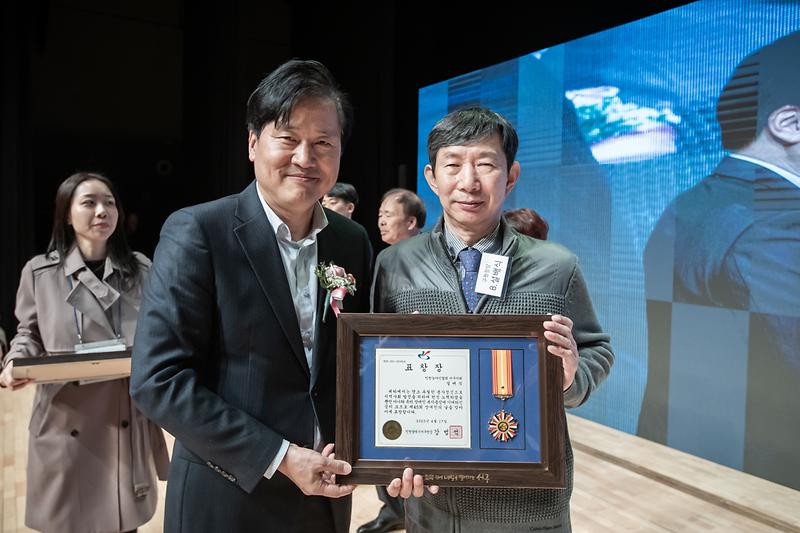 Young-4991.jpg 이미지