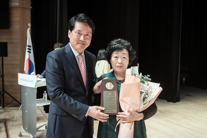 Young-4998.jpg 이미지