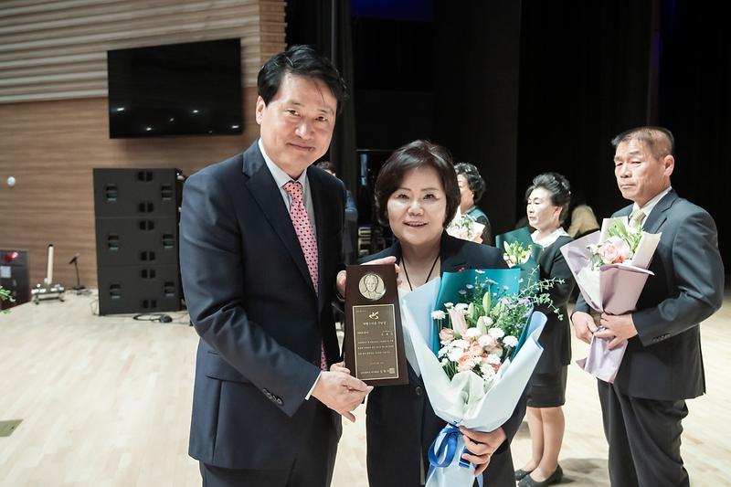 Young-5044.jpg 이미지