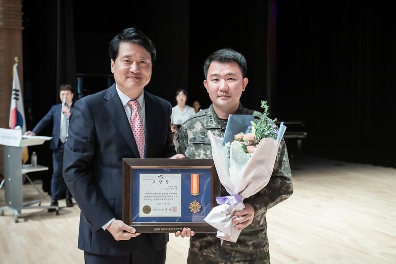 Young-5236.jpg 이미지