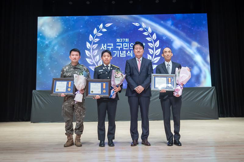 Young-5289.jpg 이미지