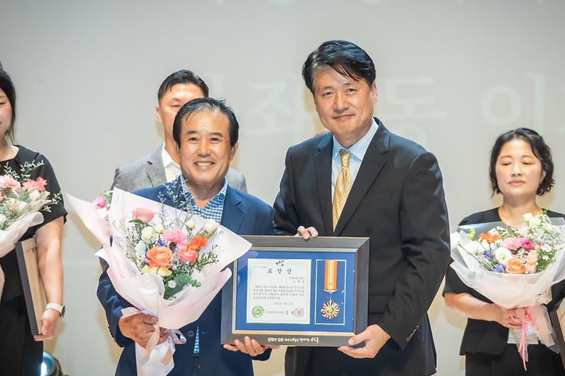 Young-6220.jpg 이미지