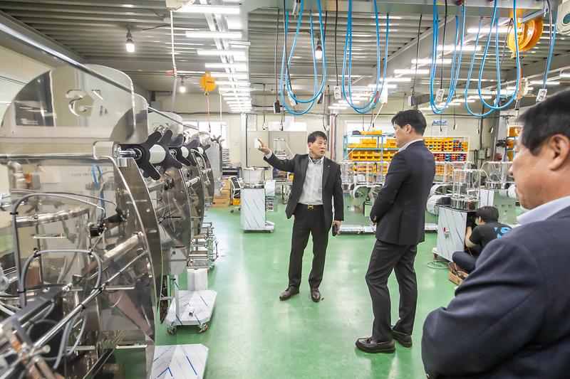 Young-6356.jpg 이미지