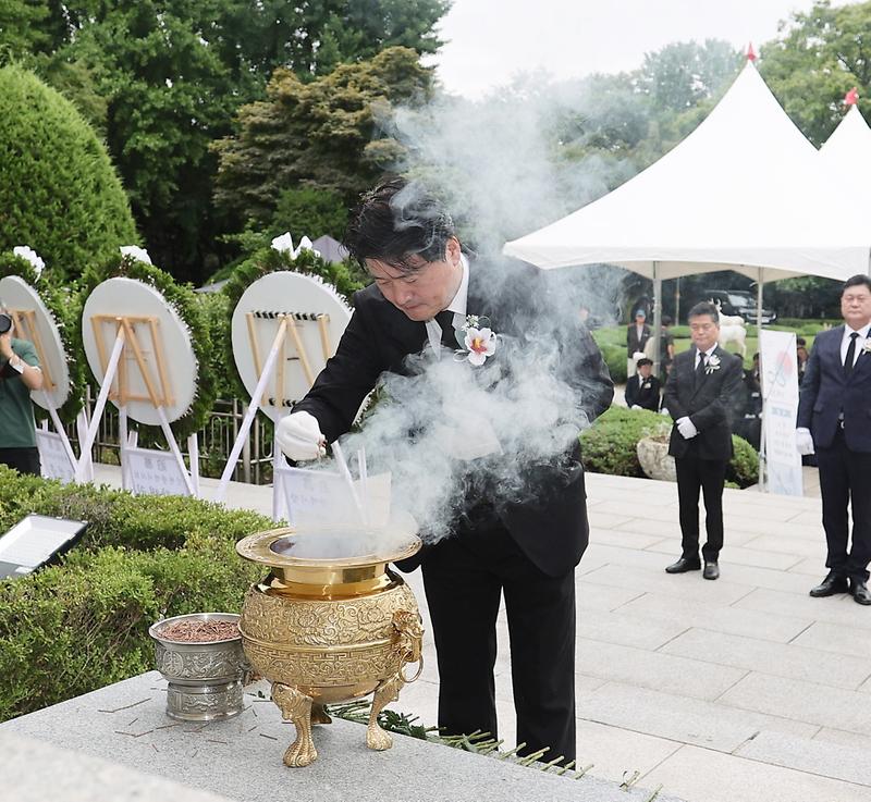 Young-6950.jpg 이미지