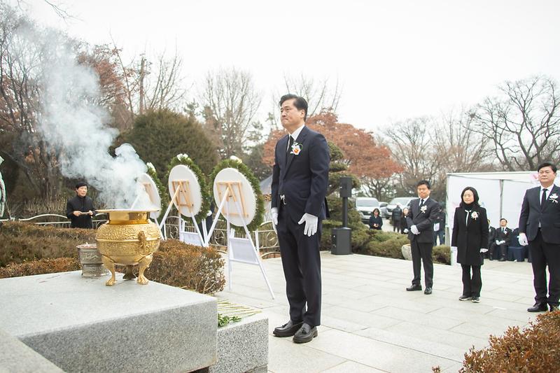 Young-7102.jpg 이미지