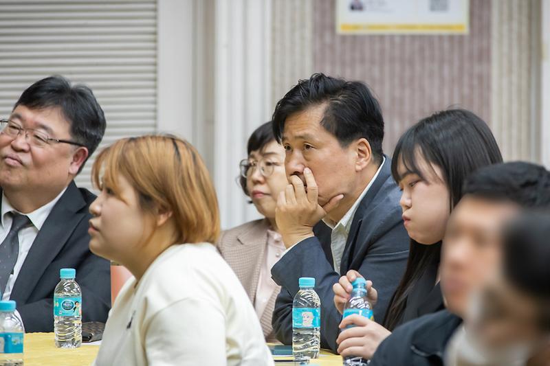 Young-7531.jpg 이미지