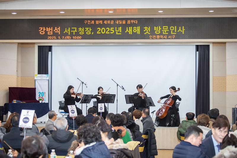 Young-7586.jpg 이미지