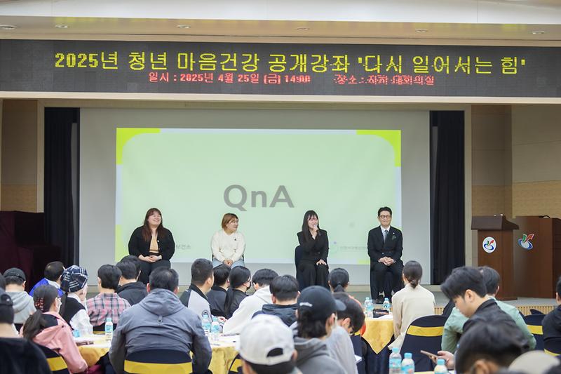 Young-7739.jpg 이미지