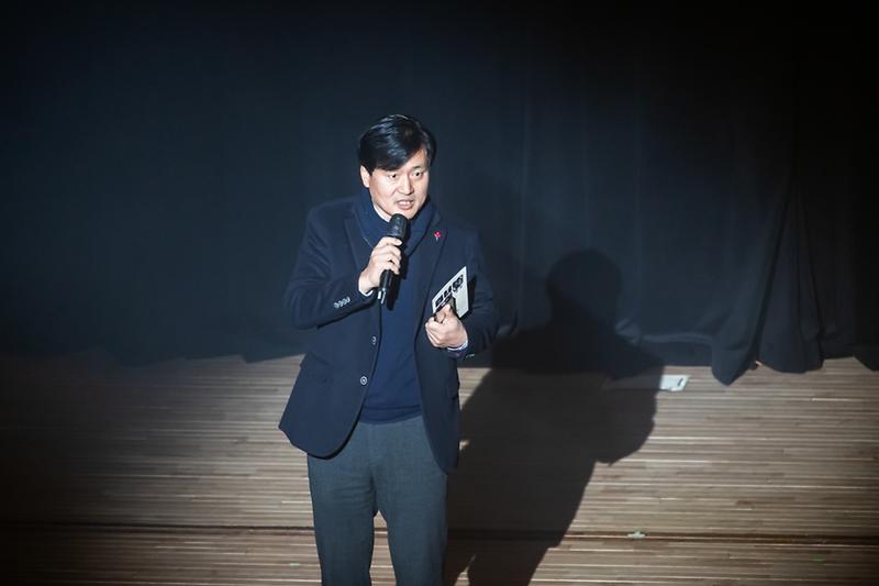 Young-7992.jpg 이미지