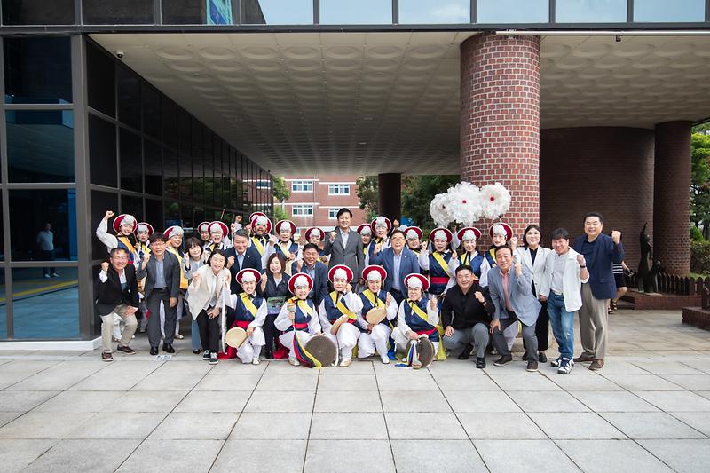 Young-8152.jpg 이미지