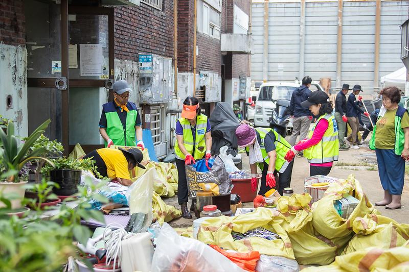 Young-8409.jpg 이미지