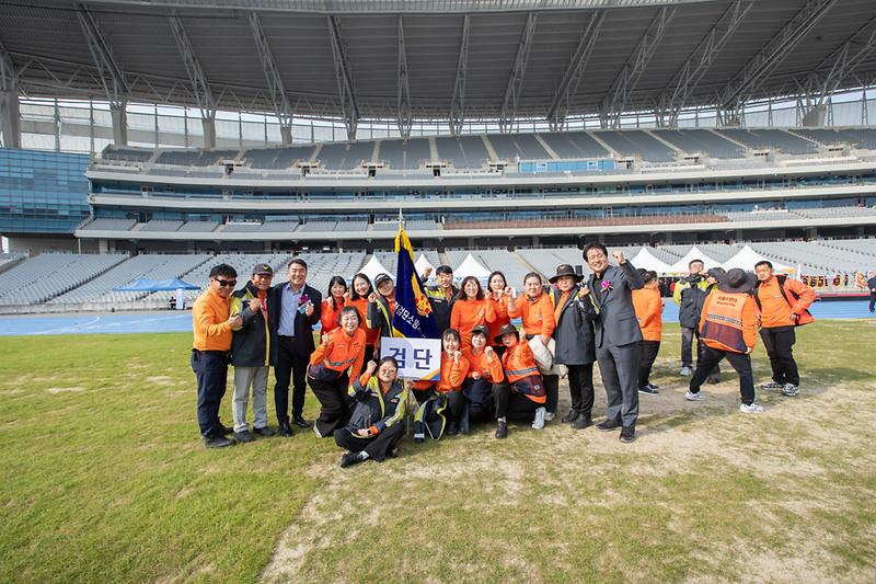 Young-8574.jpg 이미지