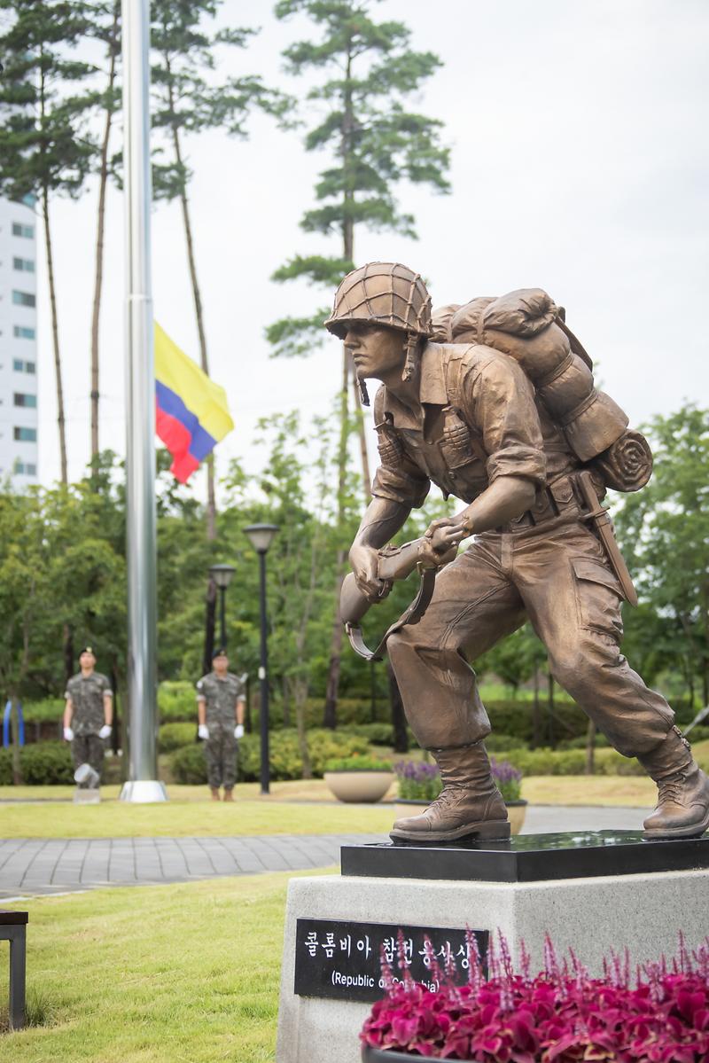 Young-8718.jpg 이미지