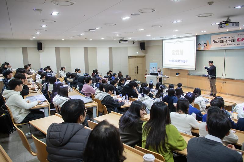 Young-8802.jpg 이미지