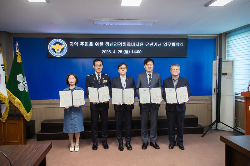 Young-8839.jpg 이미지