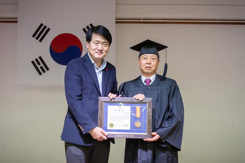 Young-8894.jpg 이미지