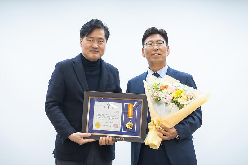 Young-9642.jpg 이미지