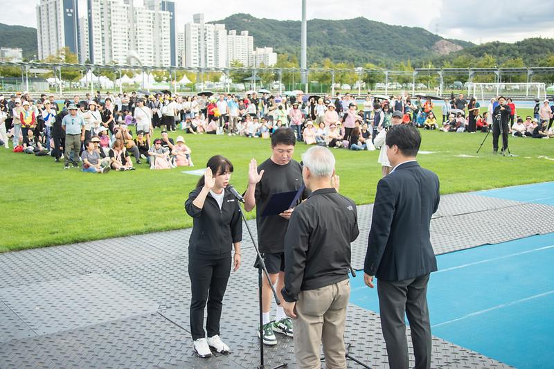 Young-9796.jpg 이미지