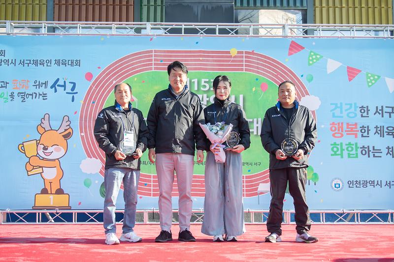 Young-9805.jpg 이미지