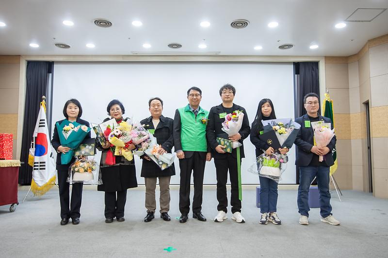 Young-9886.jpg 이미지