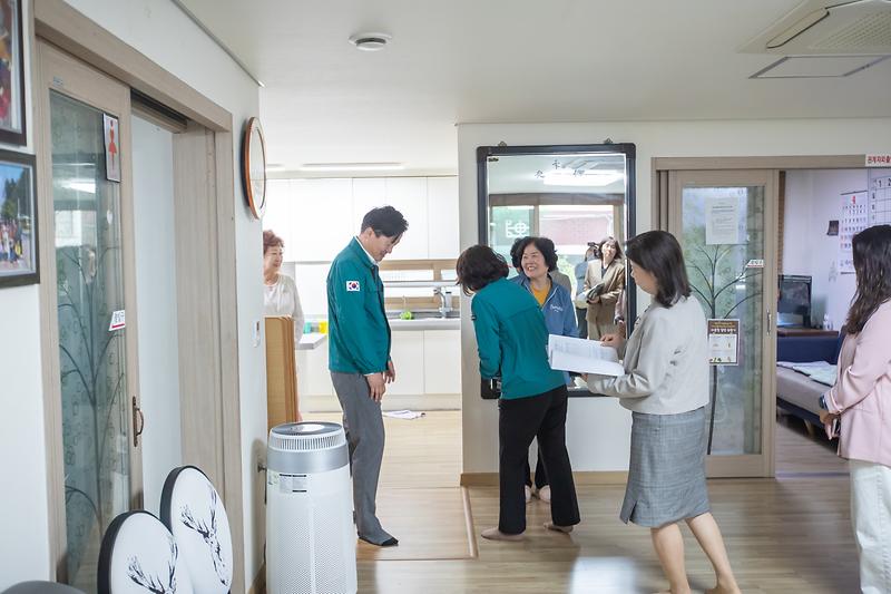 Young-9975.jpg 이미지