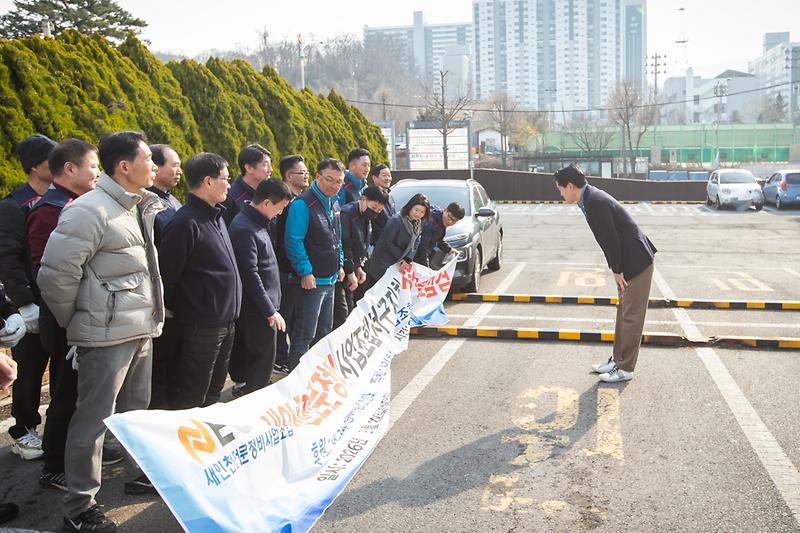 Young-2037.jpg 이미지