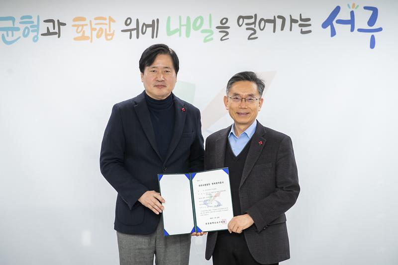 Young-4543.jpg 이미지