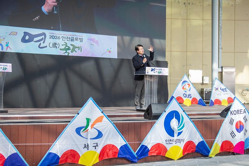 Young-6410.jpg 이미지