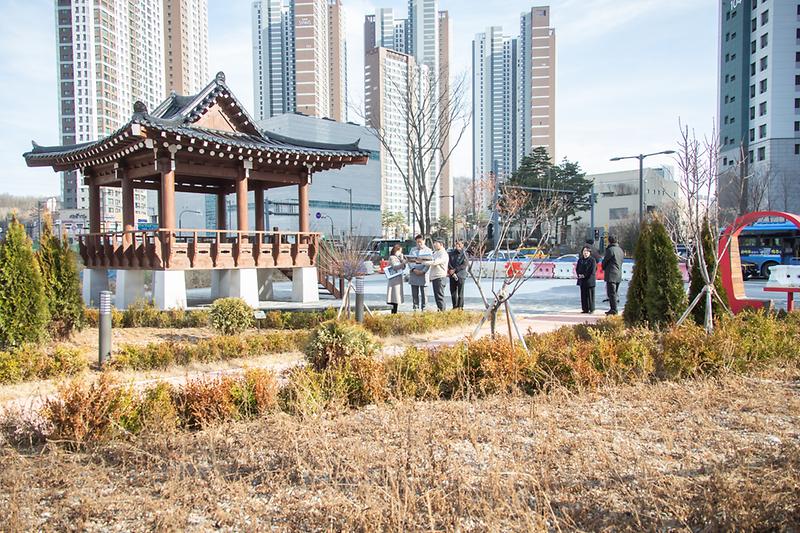 Young-8728.jpg 이미지