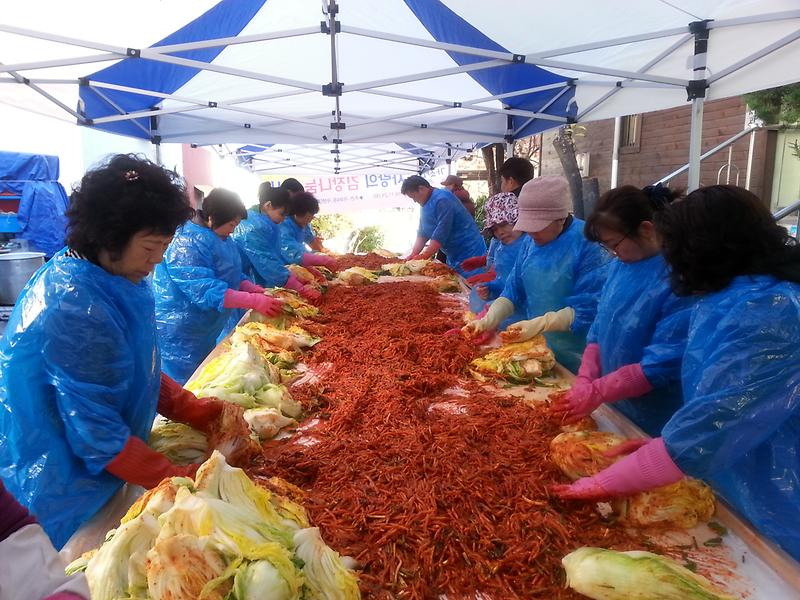 (가좌4동)_사랑의_김장나눔_행사_2.jpg 이미지