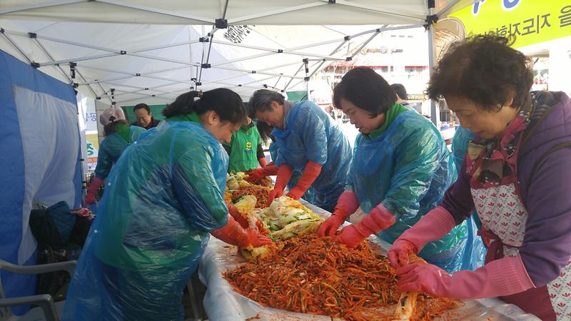 검암경서동_새마을부녀회_김장담그기_행사_2.jpg 이미지