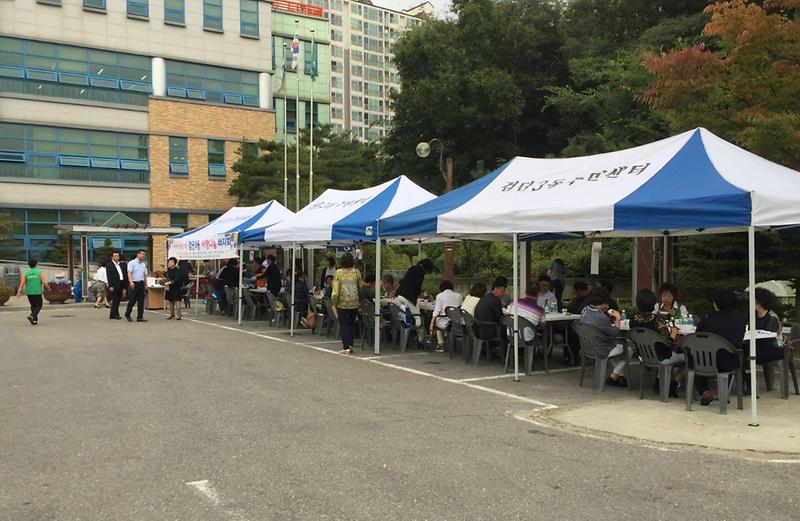 검단3동_새마을부녀회_사랑나눔_바자회.jpg 이미지