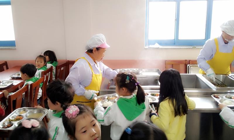 노인일자리(실버급식도우미사업).jpg 이미지