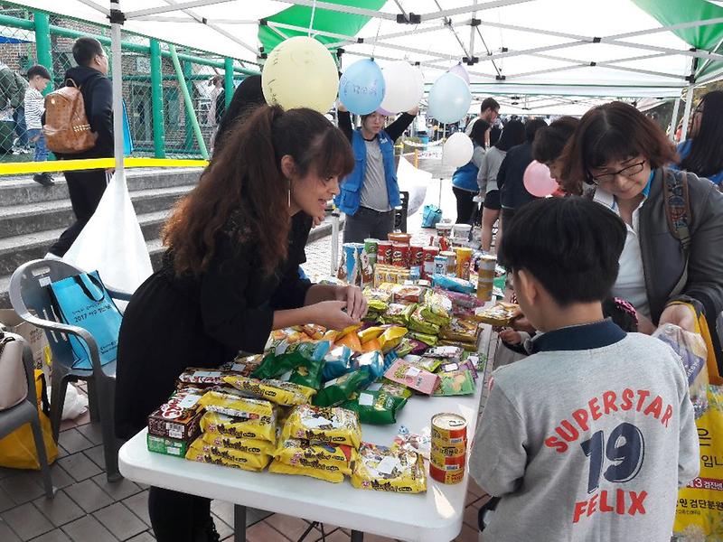 1_2017년도_원어민과_함께하는_주말영어광장_폐막식_(2).jpg 이미지