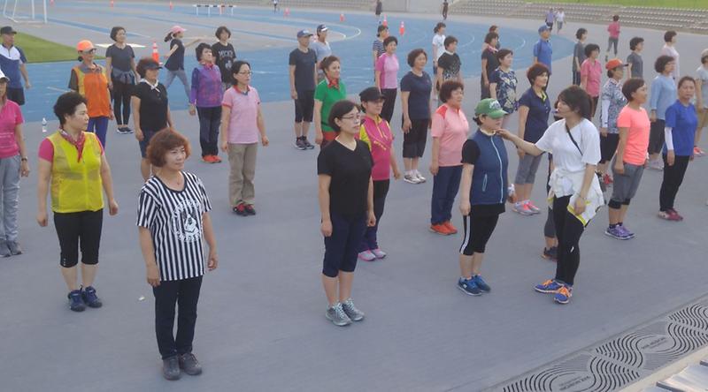 『Happy_walking_걷기교실』프로그램_운영.jpg 이미지