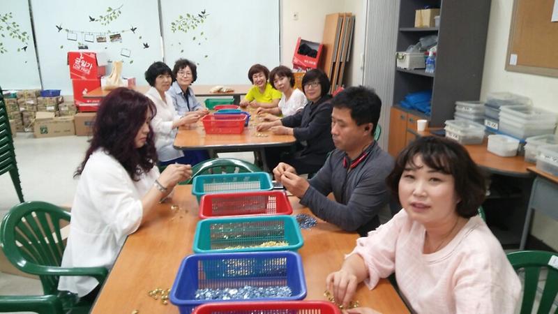 검단3동_주민자치위원회_더불어_살기_봉사활동_실시.jpg 이미지