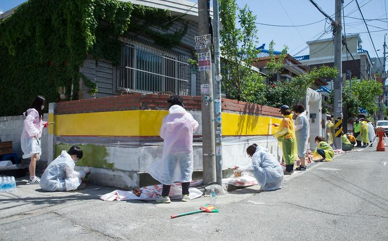 골목길_범죄예방환경디자인_접목_채색사업_실시_(3).jpg 이미지