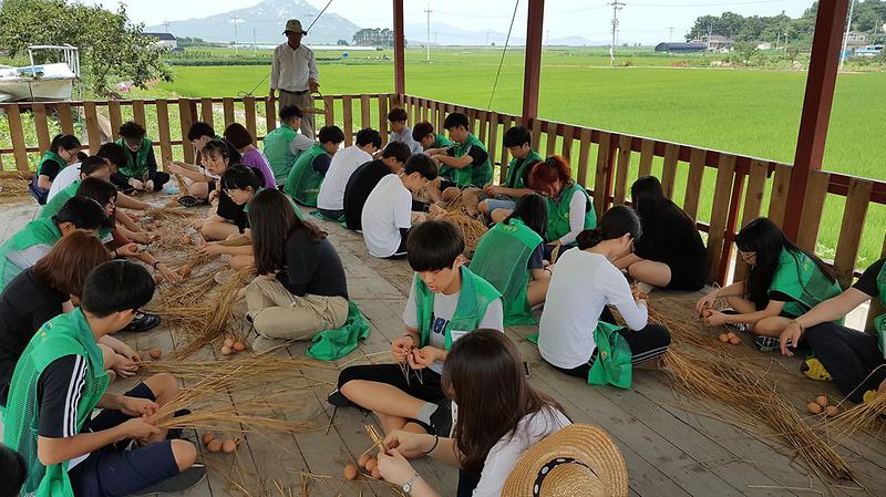 10서구_새마을회,_청소년_자원봉사_및_농촌체험_활동_개최.jpg 이미지