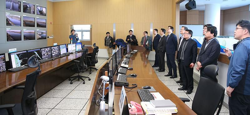 1이재현_서구청장,_경인아라뱃길_생태관광벨트_조성_논의1_(2).jpg 이미지