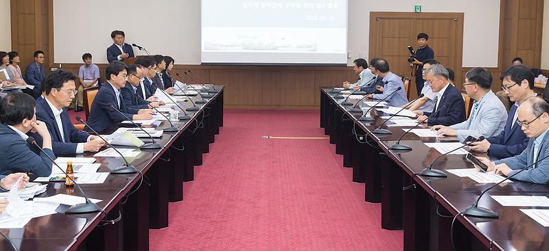 1이재현_서구청장,_미세먼지로부터_구민의_건강보호_나선다__이재현서구청장수도권매립지와회의사진(18.08.30).jpg 이미지