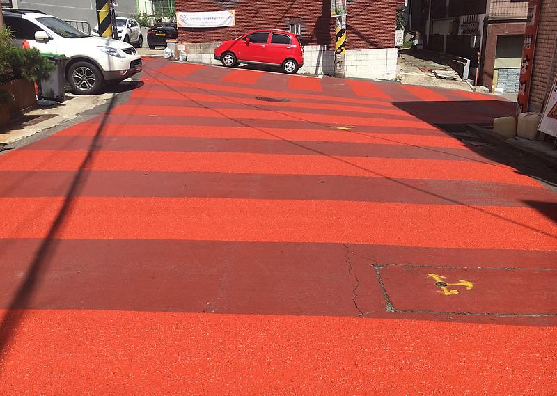 2서구,_비탈길_안전을_위한_미끄럼방지시설_설치.jpg 이미지