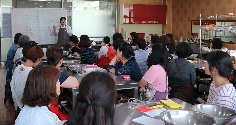 2서구_검단어린이급식관리지원센터,_조리원_집합교육_실시.jpg 이미지