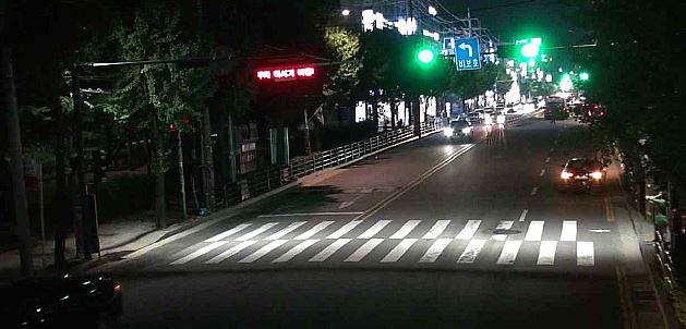 3서구,_투광등_설치로_야간보행_교통사고사망_줄인다2_(1).jpg 이미지
